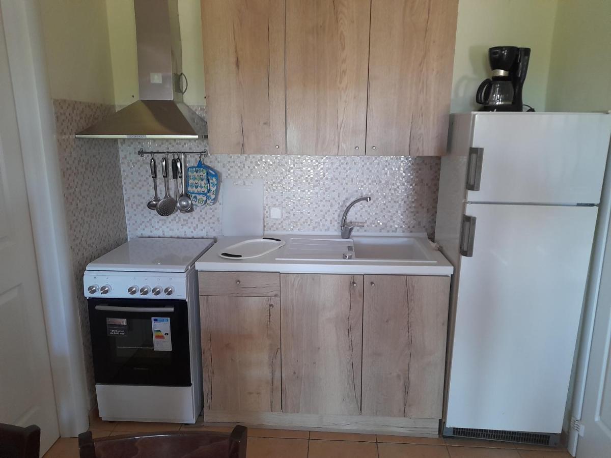 "Klio" Appartment Никити Экстерьер фото